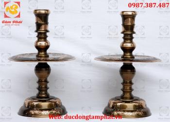 Chân nến, chân nến đồng 