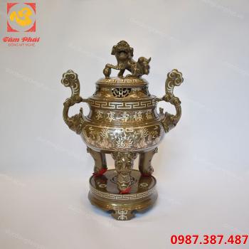 Đỉnh đồng đỏ khảm tam khí