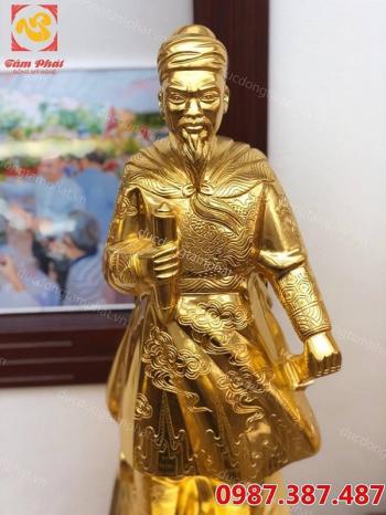 Tượng đồng Trần Quốc Tuấn mạ vàng 24k sắc nét