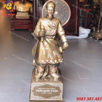 Tượng đồng Trần Quốc Tuấn cao 38cm, màu sắc sinh động