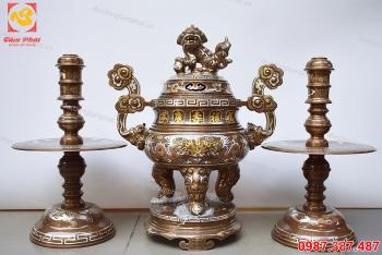Tam sự đồng đỏ khảm ngũ sắc