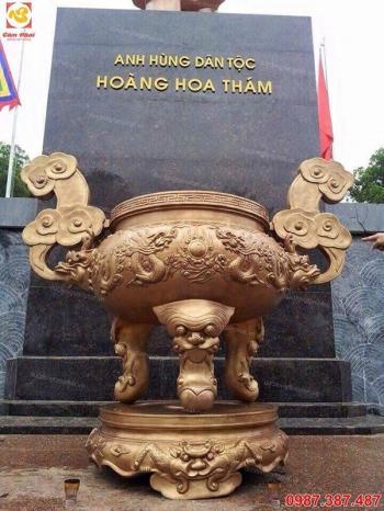 Lư đồng cỡ lớn màu mộc, chạm rồng chầu mặt nguyệt