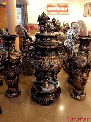 Lọ lộc bình đồng đỏ phớt nỉ chạm hình rồng nổi cao 1m2