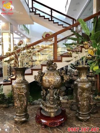 Lọ lộc bình phong thủy với họa tiết chọn lọc, dồi dào vượng khí