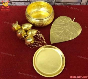 Bộ Trầu cau bằng đồng thếp vàng 9999.!!