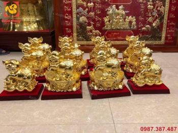 Heo phong thuỷ mạ vàng đứng trên Thỏi vàng, hũ tiền.!! Mang công danh, tài lộc, sức khỏe