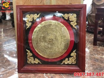 Mặt trống đồng vàng khung gỗ vuông 80 cm