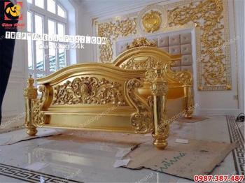 Thếp vàng 9999 giường ngủ cho biệt thự đẳng cấp..!