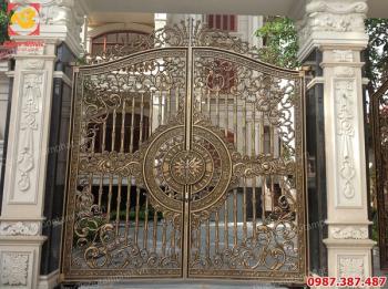 Những mẫu cổng biệt thự bằng đồng được ưa chuộng nhất hiện nay..!
