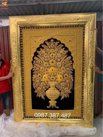 Trang trí tranh đồng thếp vàng 9999 cho nền vải lụa đá quý...!