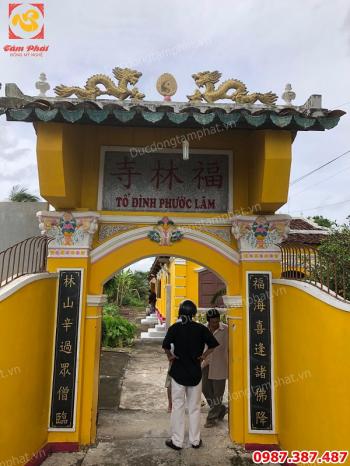 Lắp đặt chuông đồng cao 1m7 nặng 500kg giá gỗ gụ 2m8 cho tổ đình Phước Lâm - Tiền Giang..!