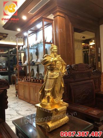 Tượng Đức Thánh Trần- Tượng Trần Hưng Đạo cao 70cm nặng 30kg dát vàng 9999 bàn giao cho khách