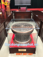Trống đồng đường kính 60cm bàn giao cho Học viện Quốc phòng