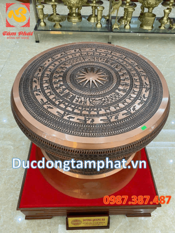 Trống đồng đường kính 60cm bàn giao cho Học viện Quốc phòng