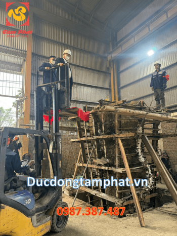 Lễ đúc đồng tượng Bác Hồ cao 8m cho Địa đạo Củ Chi