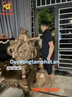Ghế đồng, ghế đồng dát vàng cao 1m5 lắp đặt tại nhà khách hàng
