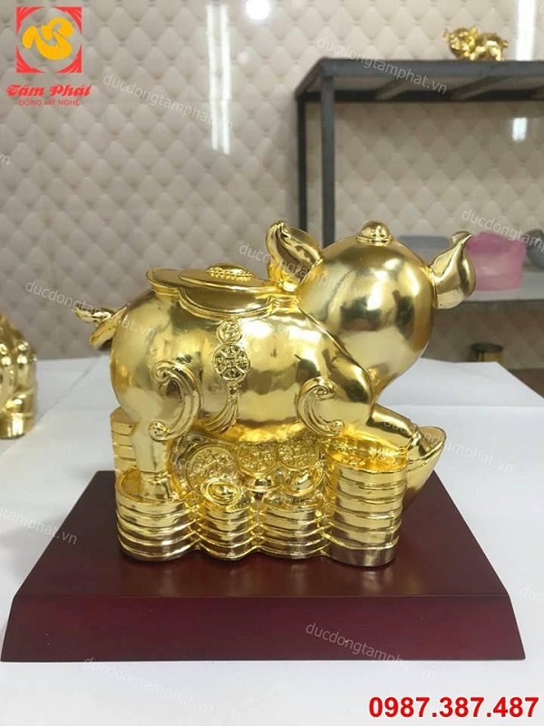 10 mẫu heo phong thuỷ bằng đồng mạ vàng - quà tặng ý nghĩa năm 2019