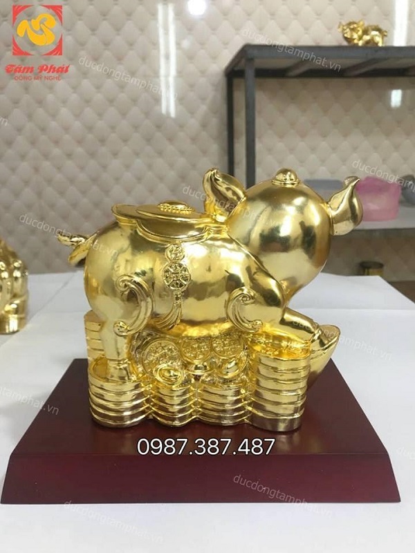 10 mẫu heo phong thuỷ bằng đồng mạ vàng - quà tặng ý nghĩa năm 2019