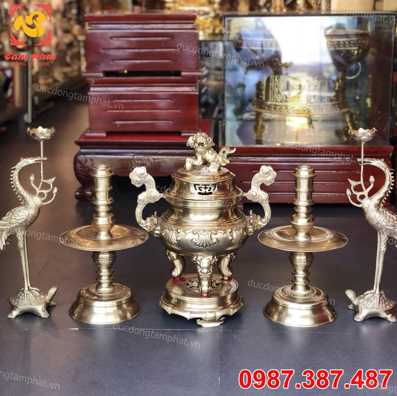 Bộ ngũ sự đỉnh đồng vàng trạm sòi
