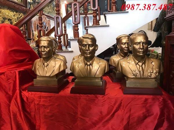 Bàn giao 9 pho tượng chân dung cao 48cm cho khách Hải Phòng