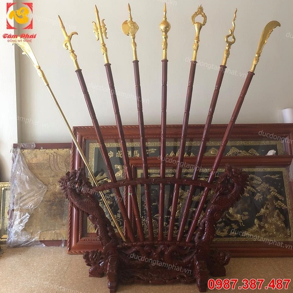 Bộ binh khí bát bửu bằng đồng, mạ vàng 24k ấn tượng