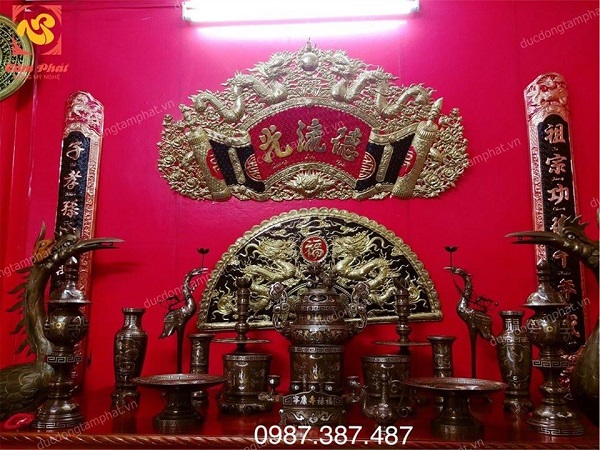 Bộ đồ thờ bằng đồng cao 60cm khảm ngũ sắc lắp đặt tại Sở văn hóa tỉnh Vĩnh Phúc..!