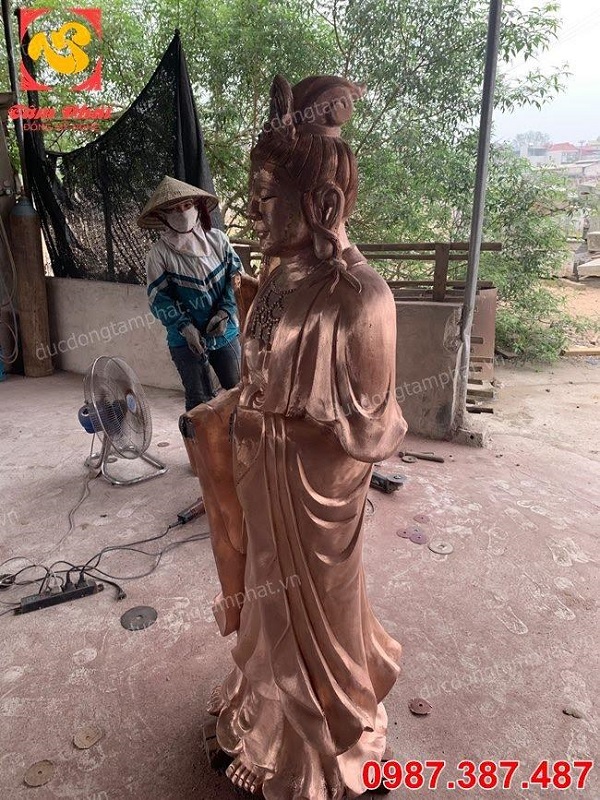 Bộ Tam Thánh: đúc tượng Adida, tượng đồng Quan Âm, tượng đồng Đại Thế Chí cao 2m5 đã lắp đặt và an vị tại chùa..!