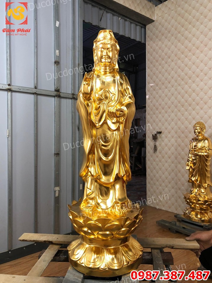 Bộ Tây Phương tam thánh bằng đồng dát vàng cao 90cm chuyển sang Hà Lan cho thầy Thích Minh Giác