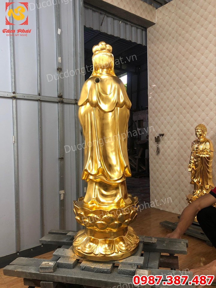 Bộ Tây Phương tam thánh bằng đồng dát vàng cao 90cm chuyển sang Hà Lan cho thầy Thích Minh Giác