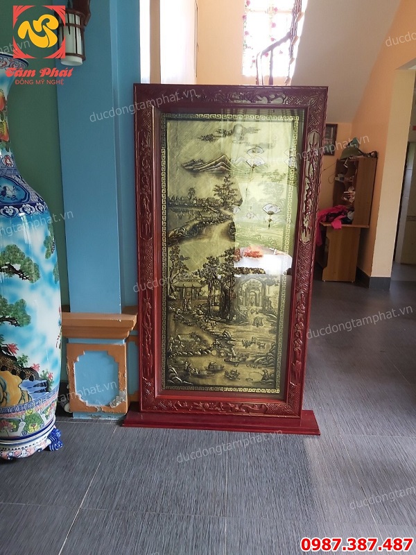 Bức Bình Phong bằng đồng kích thước 1m7 cảnh gợi nhớ quê hương khung gụ tuyệt đẹp..!