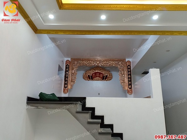 Cửa võng bằng đồng đỏ dài 2m76 chạm rồng tinh xảo lắp đặt khách Hải Phòng..!