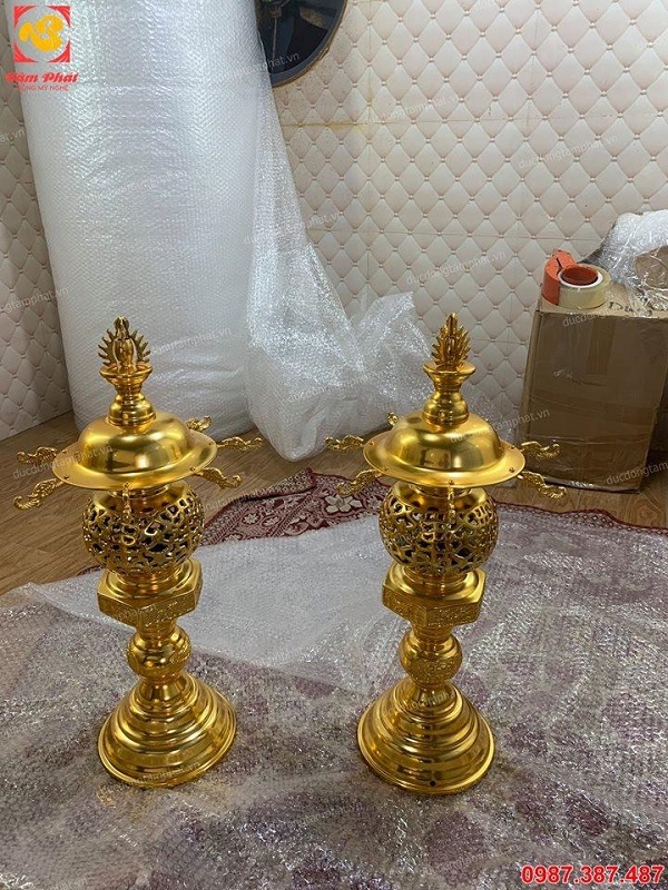 Đèn thờ bằng đồng cao 55cm mạ vàng 24k giá xưởng