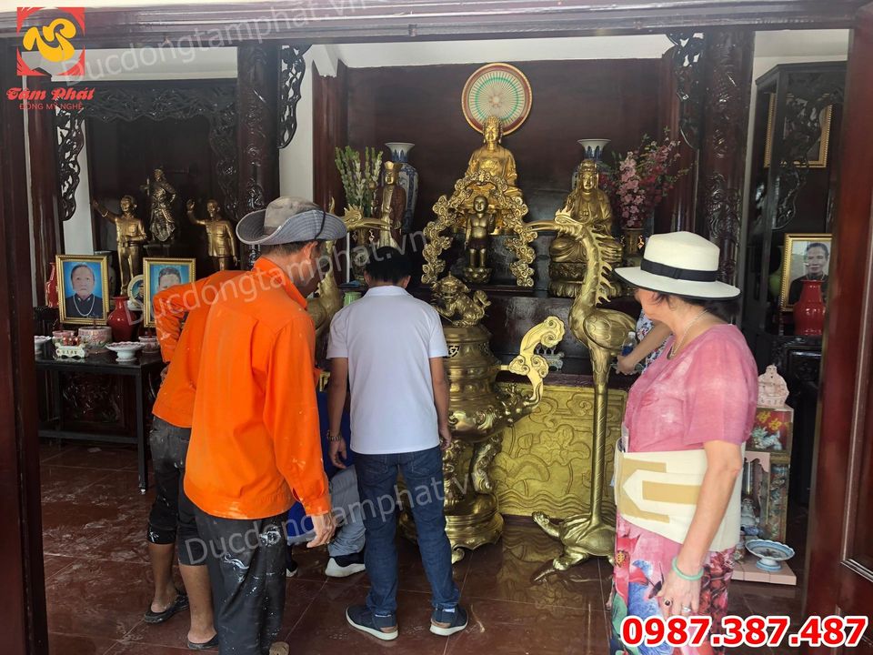 Đỉnh đồng cát tút cao 1m5 và Đôi hạc cao 1m93 cực đẹp giao chùa Bình Dương