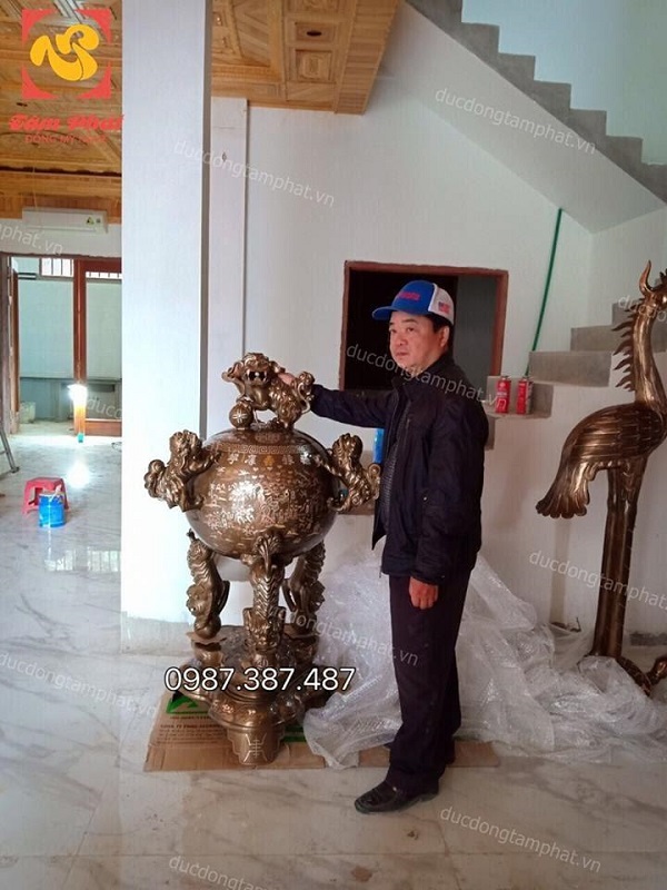 Đỉnh thất lân vờn cầu 90cm và 1m35 khảm vàng cực tinh xảo bàn giao cho khách hàng ở An Lão – Hải Phòng