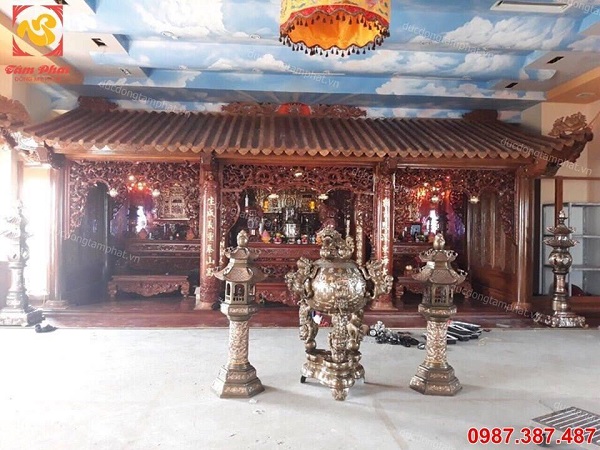 Đỉnh thất lân vờn cầu cao 1m5 và đôi đèn cao 1m6 lắp đặt cho khách hàng