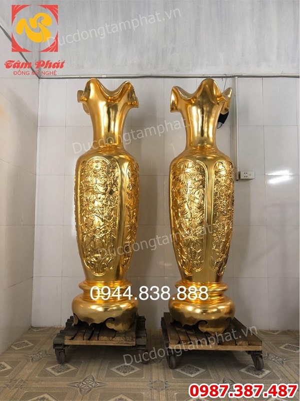Đôi lọ lộc bình bằng đồng cao 1m75 mạ vàng tuyệt đẹp.!