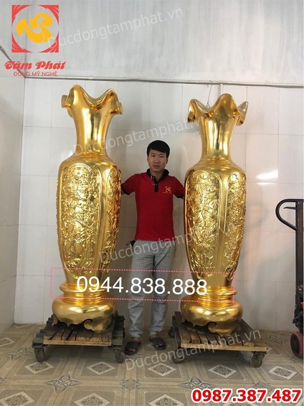 Đôi lọ lộc bình bằng đồng cao 1m75 mạ vàng tuyệt đẹp.!
