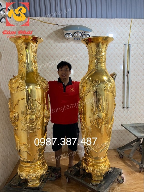 Đôi lọ Lộc Bình cao 1m73 đúc nổi Rồng Phượng mạ vàng 24k tuyệt đẹp..!