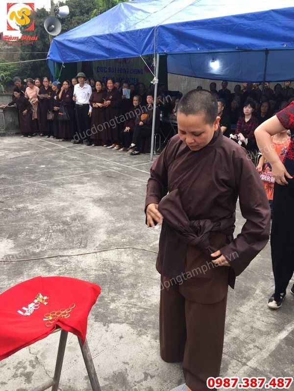 Đúc chuông đồng hoạ tiết bánh xe pháp luân cho chùa Hoa Duyên - Thanh Miện Hải Dương