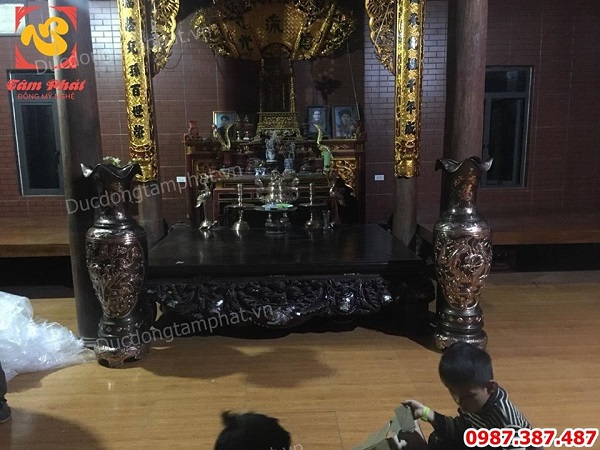Đúc đôi lọ Lộc Bình cao 1m35 chạm rồng phượng tuyệt đẹp.!