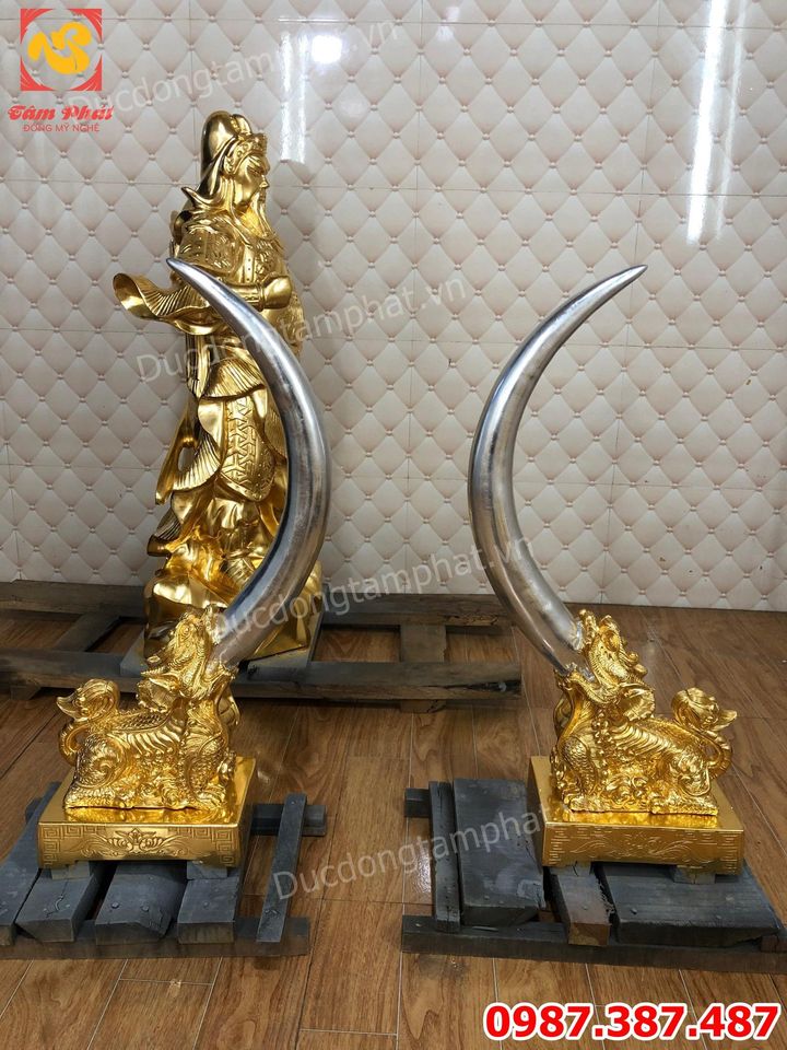 Đúc Giá Ngà Bằng Đồng dát vàng 9999 độc đáo tinh xảo