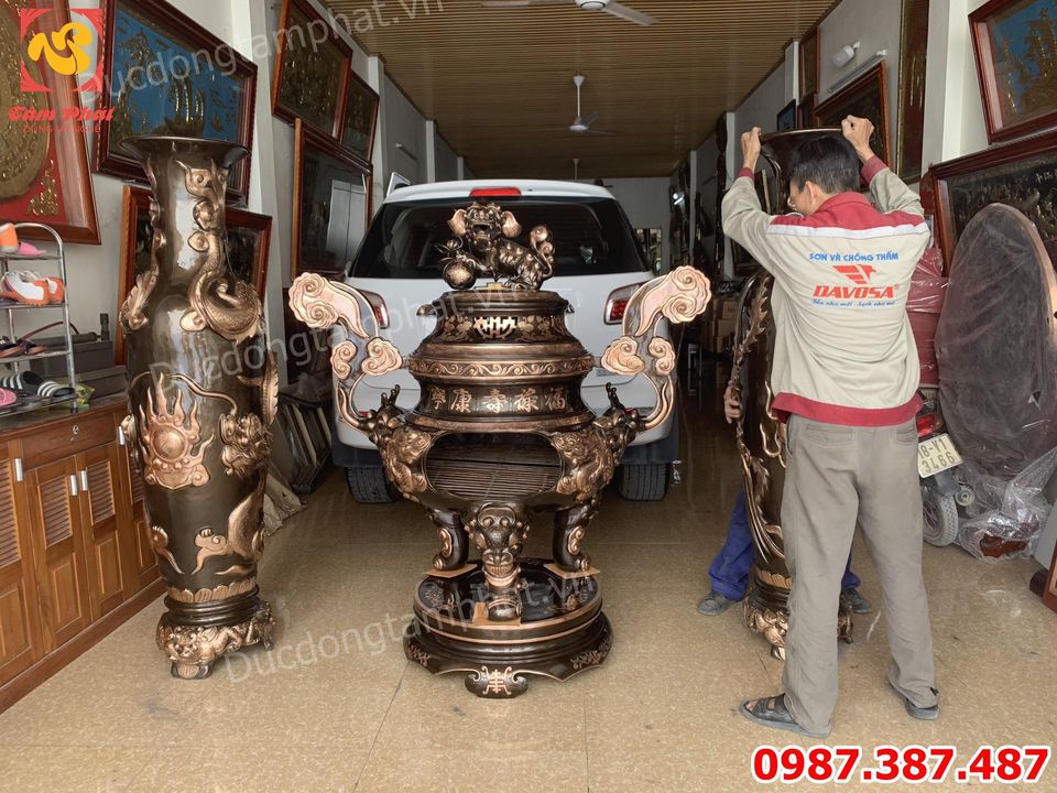 Đúc Lư Hương đồng cao 1m5 và đôi lọ lộc bình đồng đỏ cao 1m7 cho Chùa Diên Phúc - Hà Nội