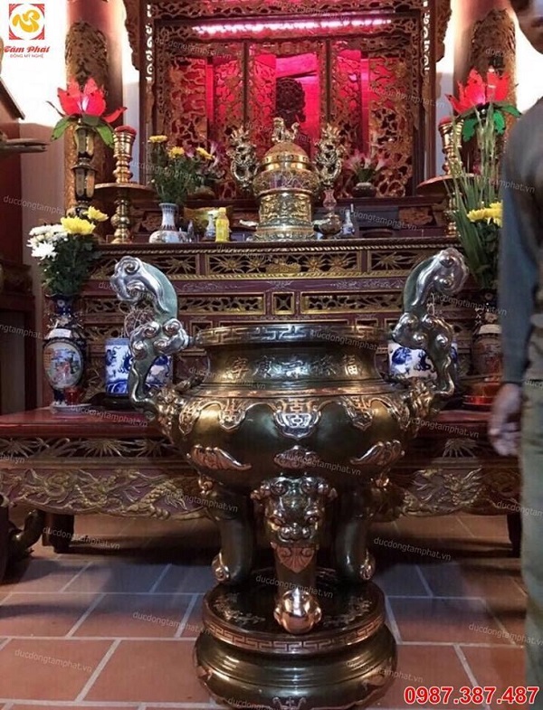 Đúc lư hương đồng giá rẻ, cạo màu tinh xảo