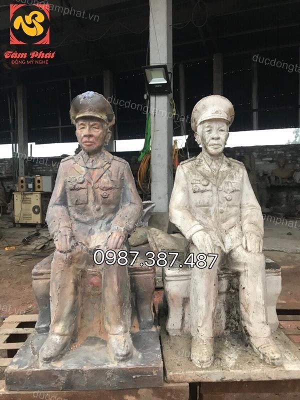 Đúc tượng chân dung, tượng truyền thần cả người cao 60cm thếp vàng 9999.!!!