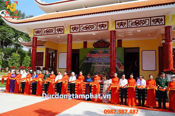 Đúc Tượng Nguyễn Thị Định cao 1m7 bằng đồng dát vàng 9999: Khu di tích đền thờ Nguyễn Thị Định