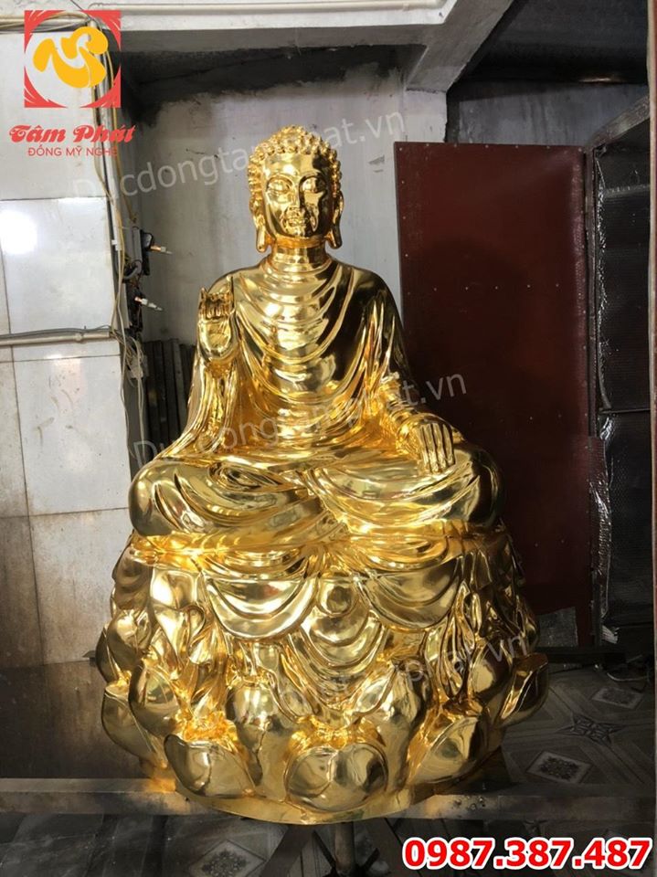 Hoàn thành tượng Phật dát vàng tuyệt đẹp và bàn giao cho chùa.!