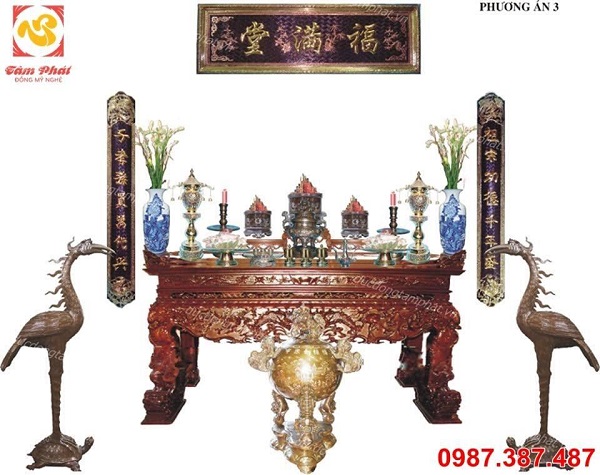 Hoành phi câu đối bằng đồng, màu sắc cổ điển và ấn tượng