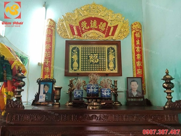 Hoành phi cuốn thư câu đối mạ vàng 24k lắp đặt cho khách..!