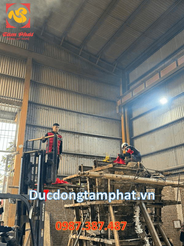 Lễ đúc đồng tượng Bác Hồ cao 8m cho Địa đạo Củ Chi