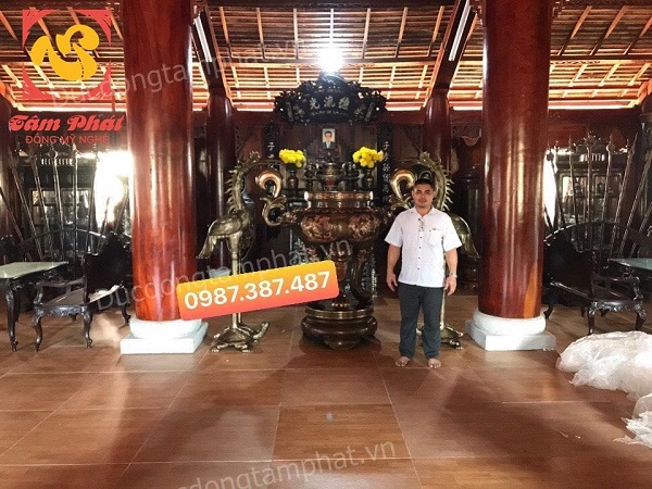 Lư hương đồng cao 1m5, hạc đồng cao 1m97 bàn giao nhà thờ Cần Giờ - Hồ Chí Minh